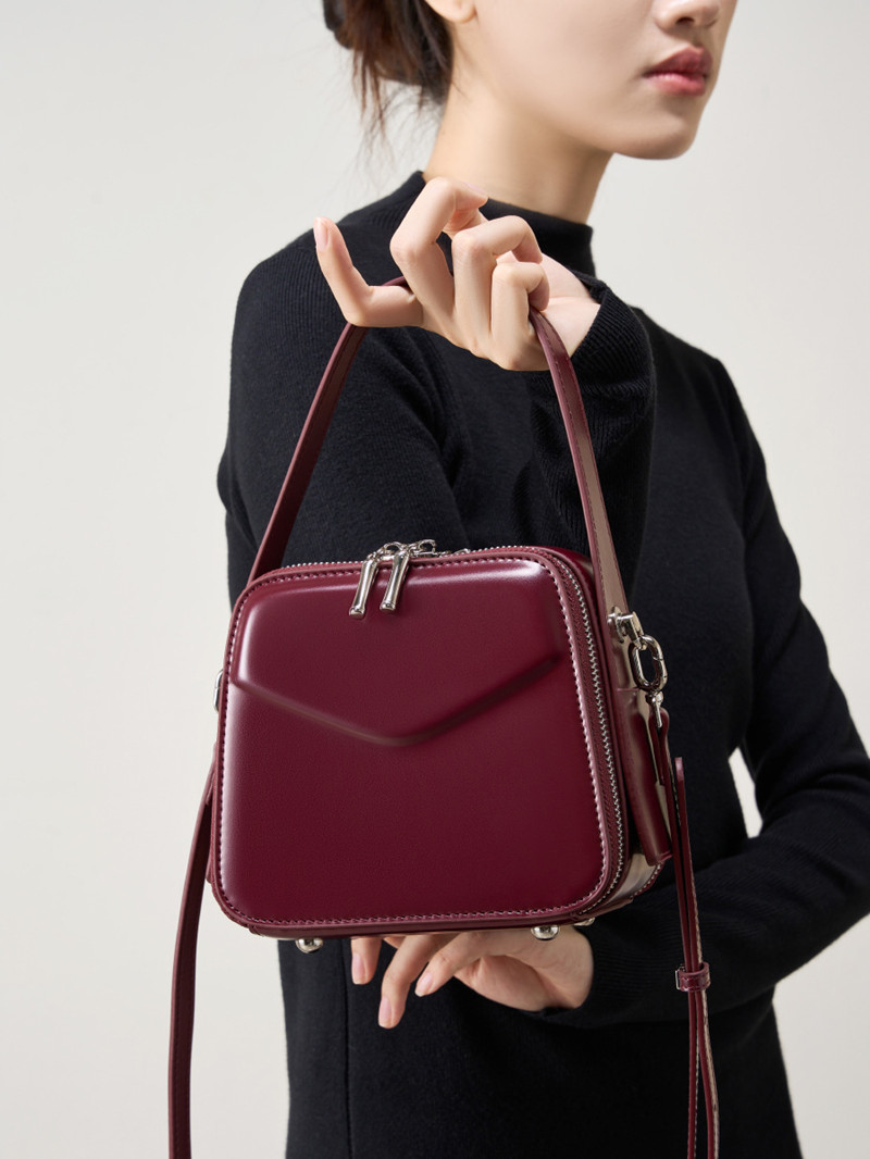 2025 Borse a tracolla a spalla - Luxury Bags Reseller recensione e prezzo