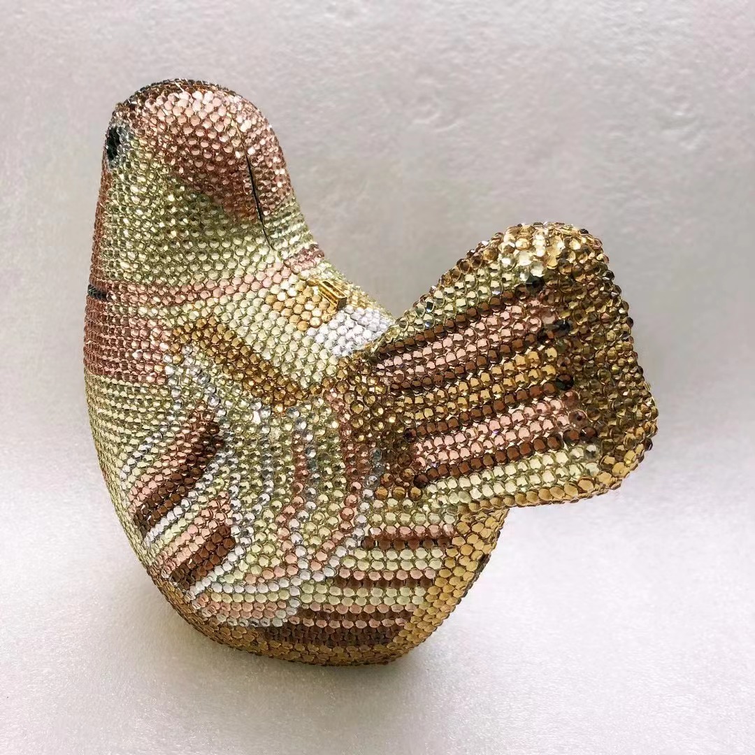 Pochette da sera con diamanti  - Luxury Bags Yellow recensione e prezzo