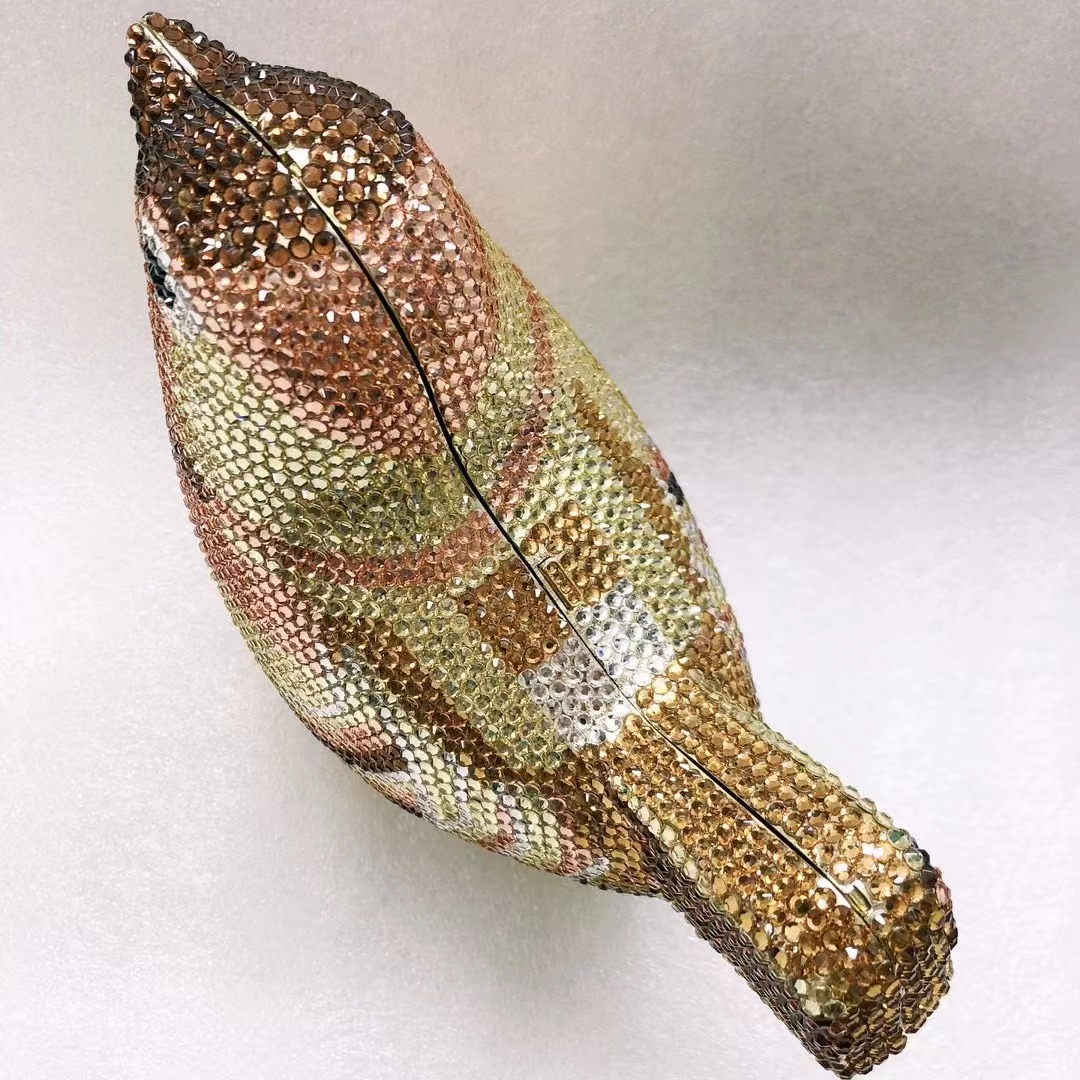 Pochette da sera con diamanti  - Luxury Bags Yellow recensione e prezzo