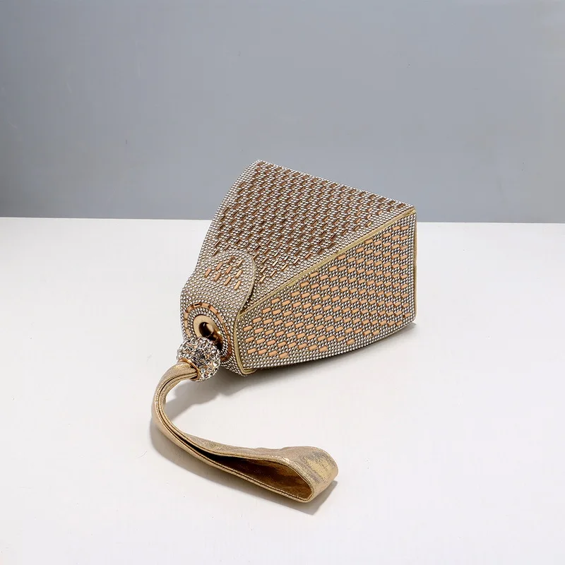 Borse da sera di lusso con str - Luxury Bags Brand Pyramid recensione e prezzo