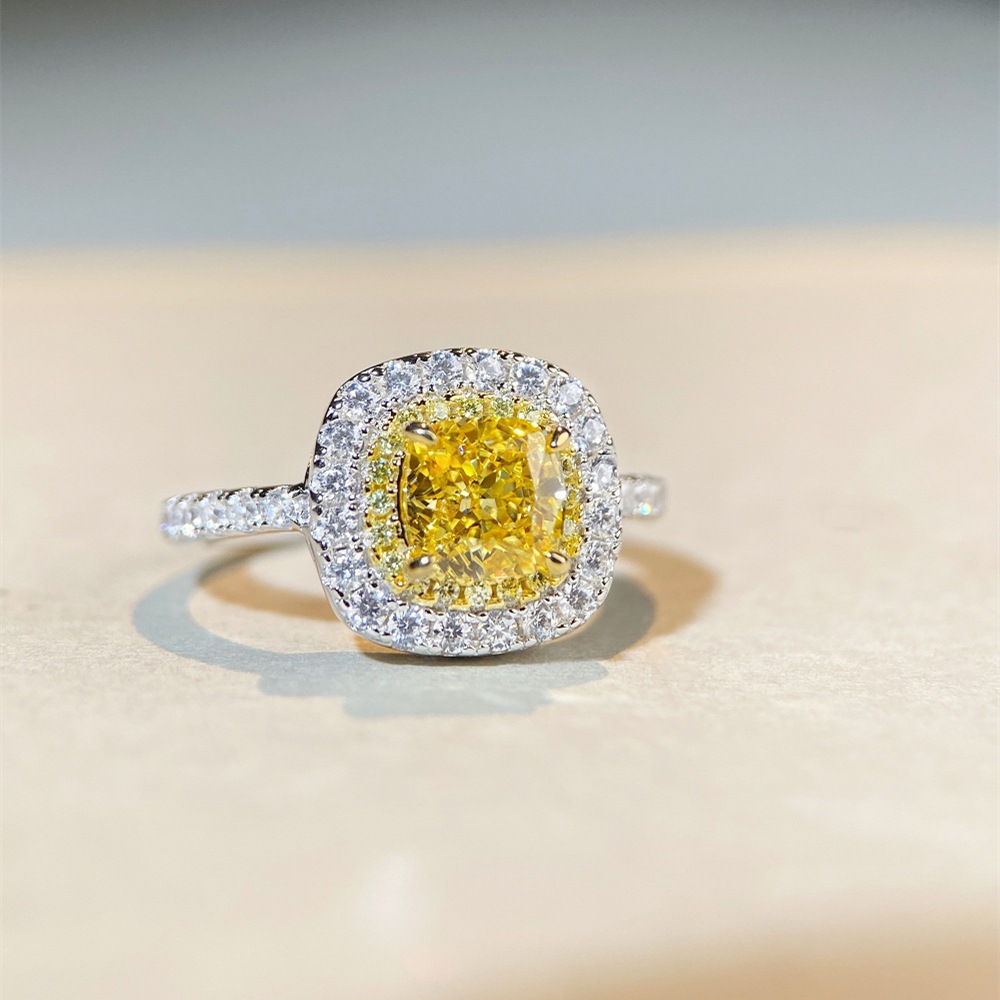 Anello di fascia alta in oro b - Luxury Bags Yellow recensione e prezzo