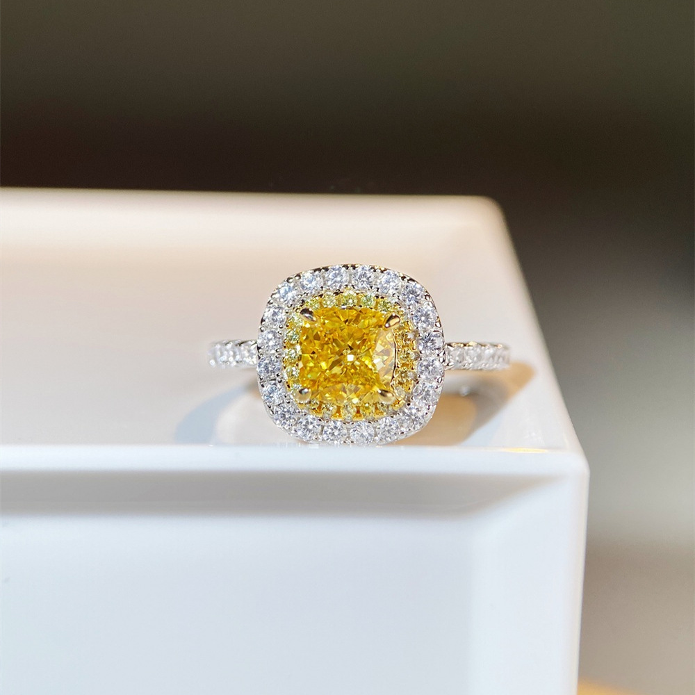 Anello di fascia alta in oro b - Luxury Bags Yellow recensione e prezzo