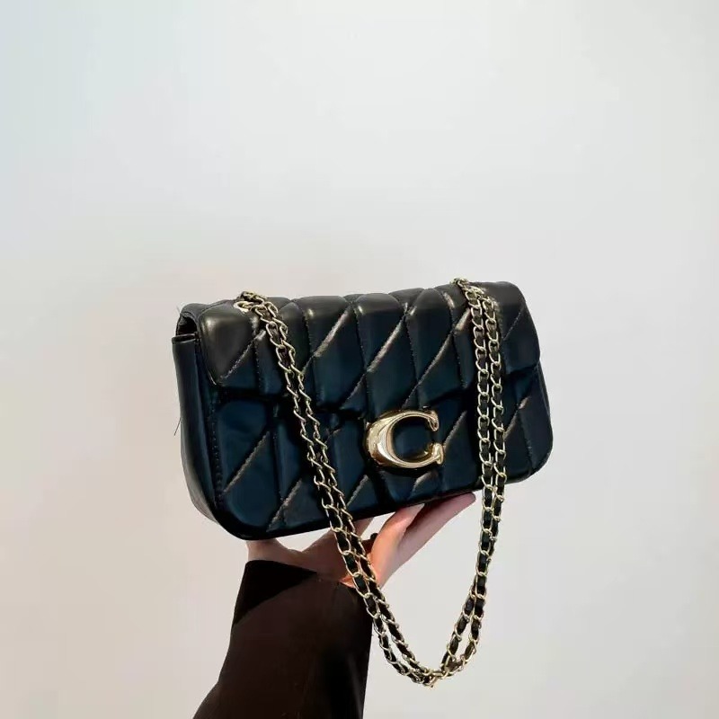 Borsa a Tracolla di Lusso per  - Key Holder Leather Pouch recensione e prezzo