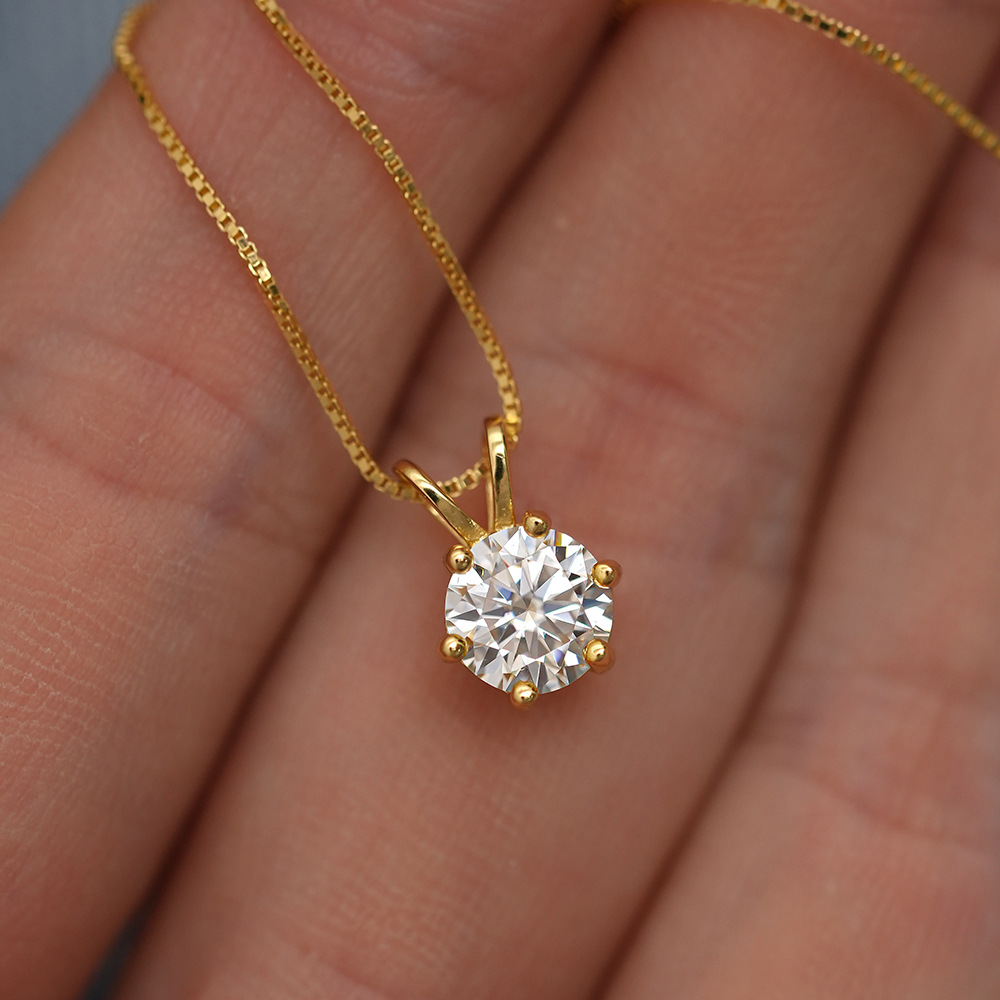 Collana da donna di lusso in v - Luxury Bags Yellow recensione e prezzo