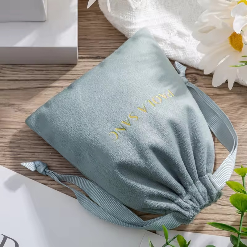 Sacchetto in Velluto di Lusso  - Luxury Bags For School recensione e prezzo